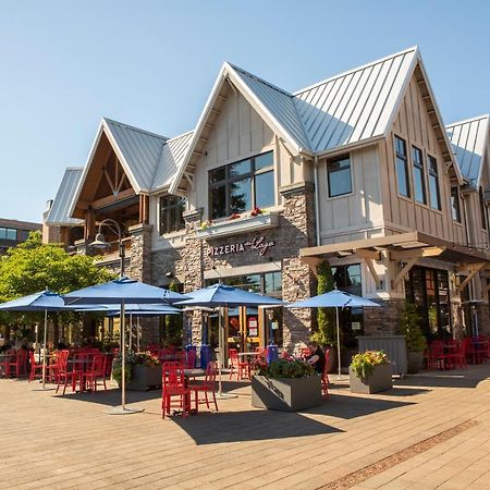 Lakeshore Inn レイク・オスウィーゴ エクステリア 写真