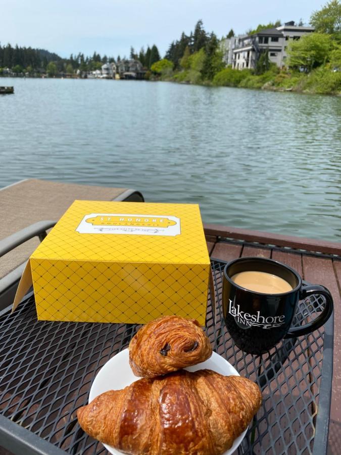 Lakeshore Inn レイク・オスウィーゴ エクステリア 写真