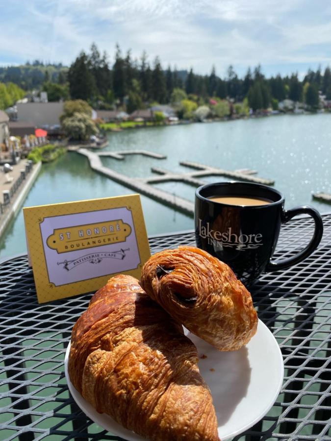 Lakeshore Inn レイク・オスウィーゴ エクステリア 写真