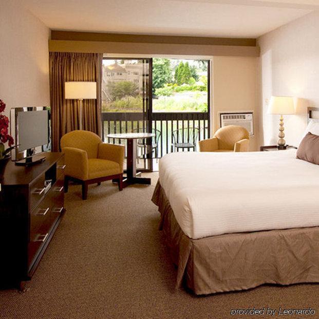 Lakeshore Inn レイク・オスウィーゴ 部屋 写真