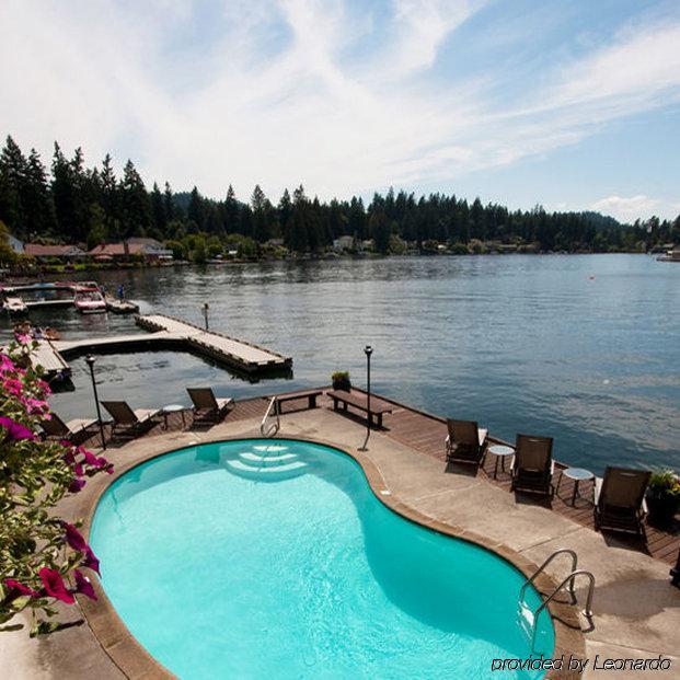 Lakeshore Inn レイク・オスウィーゴ 設備 写真